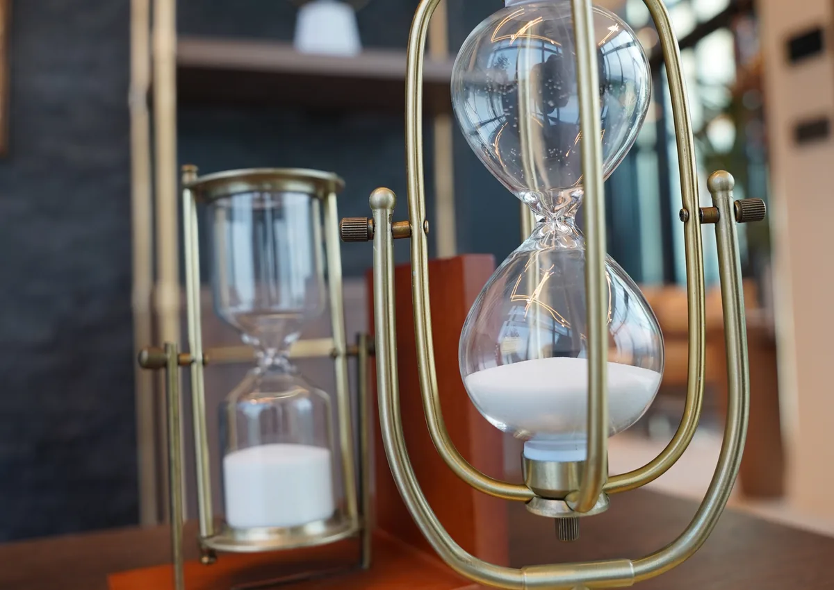Hourglass on the consultation desk at Tooth Crew Clinic, New Blue Area
